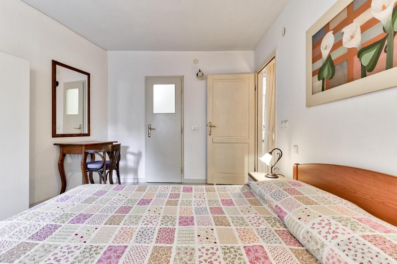 Accomodation Gina Zadar Bagian luar foto