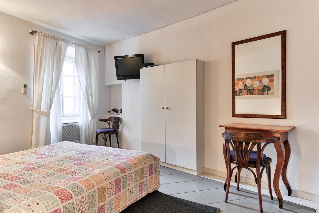 Accomodation Gina Zadar Bagian luar foto